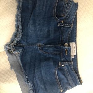 Kendall & Kylie Jean shorts